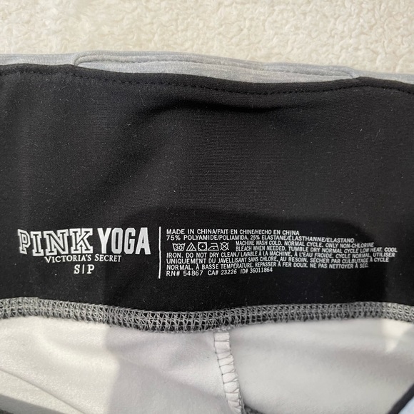 Full length gray yoga leggings great condition! From Victoria secret (Pink) - Picture 2 of 3